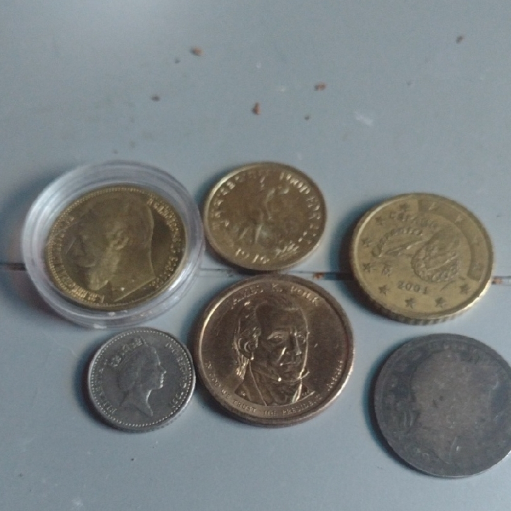 Assorted Collectible Coins(1897 USA Quarter+)